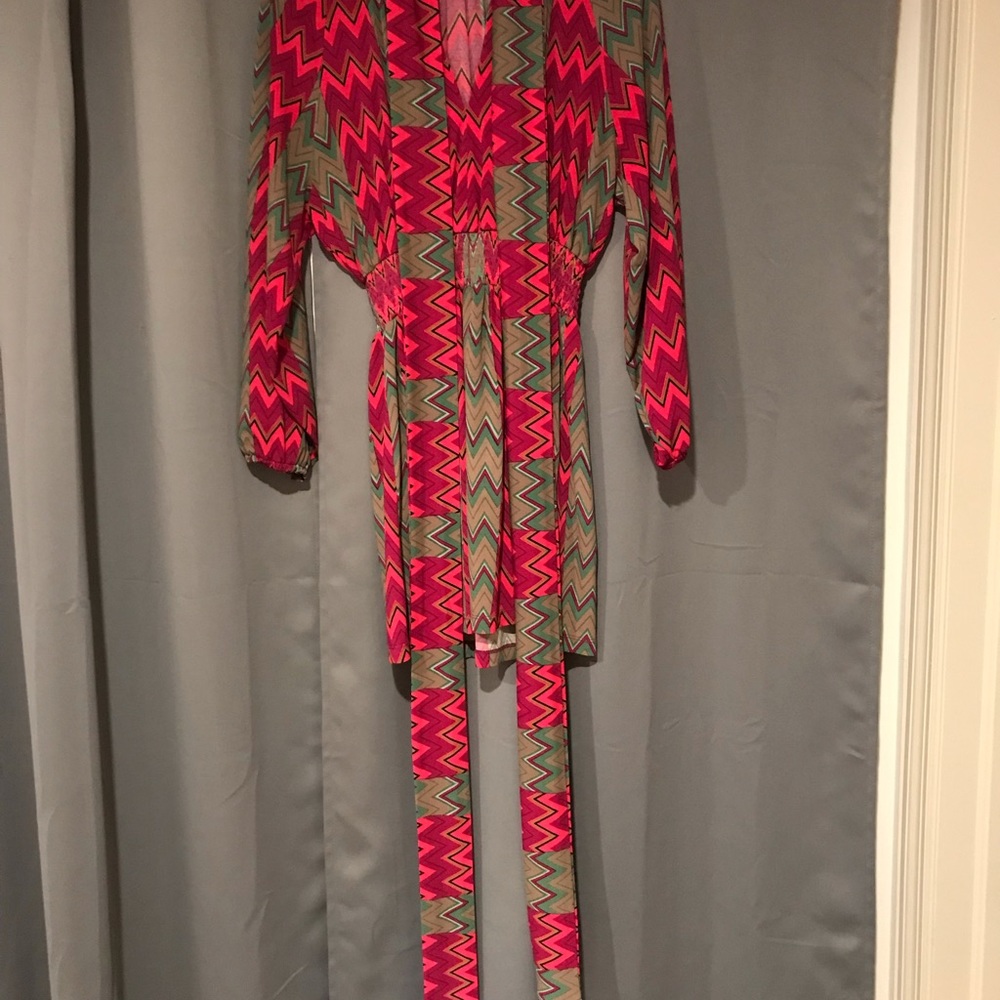 Boutique tunic/dress. Long wrap belt .Size S.